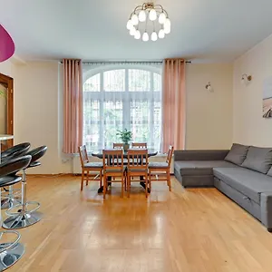 https://dom-artysty.sopothotels.com