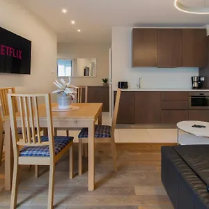  Apartament Contemporary Piłsudskiego Street