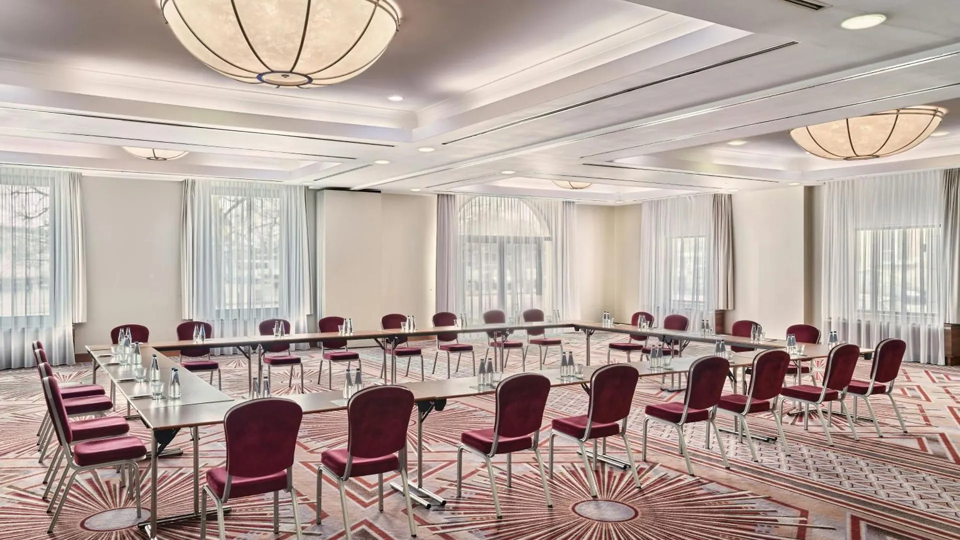 Sheraton Grand Krakau 5*,